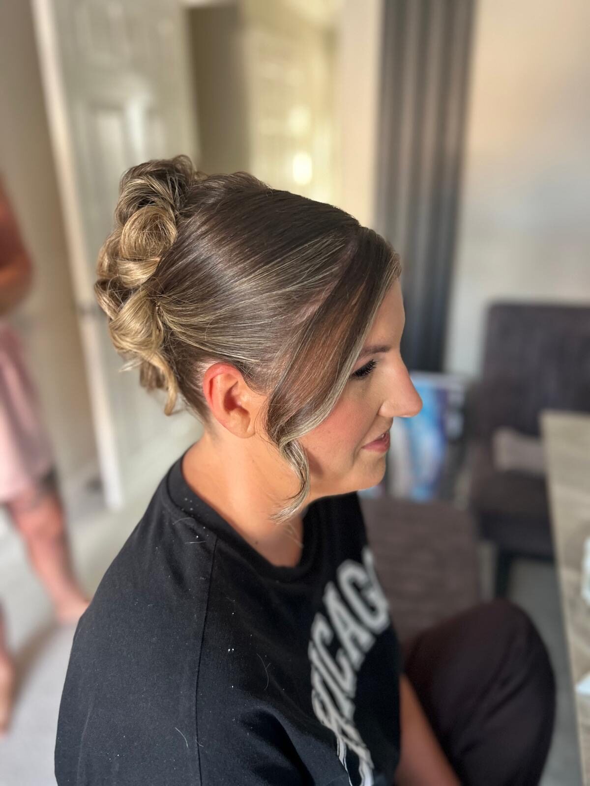 Half-up bridal hairstyle with soft curls by Memories by Taylor