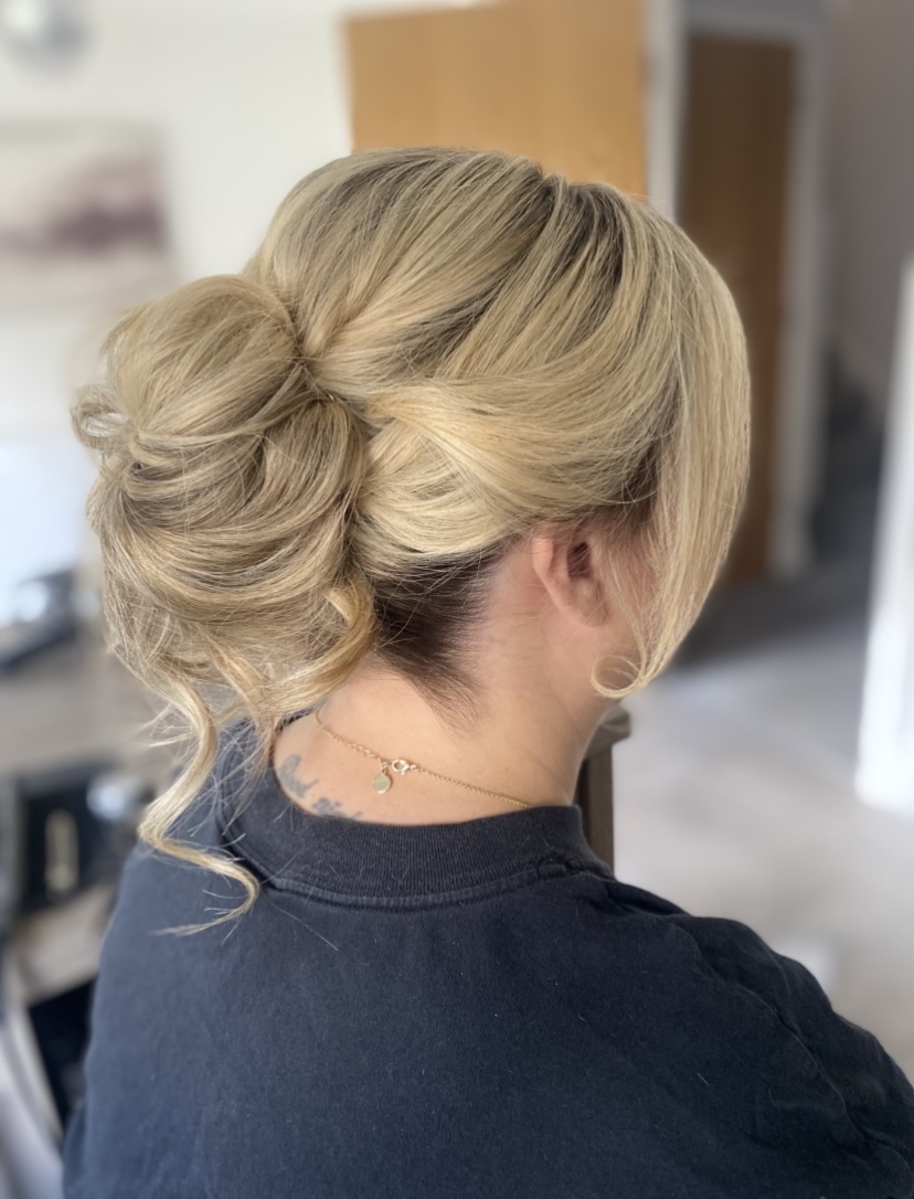 Bridal party hair styling by Memories by Taylor